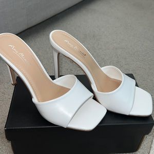 Anne Michelle White Heels